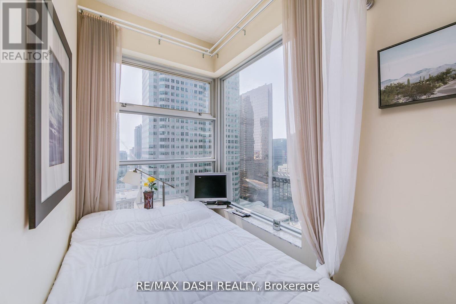 2411 - 1 King Street W, Toronto, Ontario M5H 1A1 - Photo 15 - C13741704