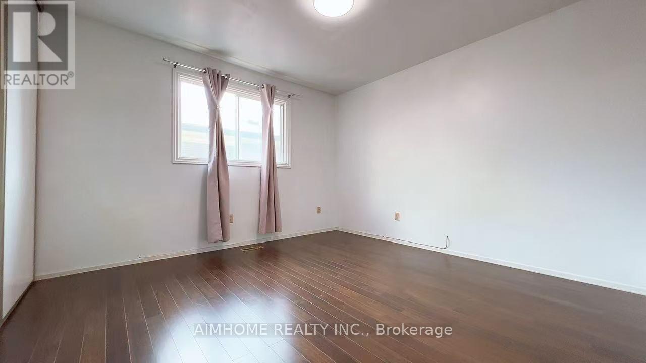 Upper Level - 83 Mintwood Drive, Toronto, Ontario  M2M 3A6 - Photo 15 - C13741712
