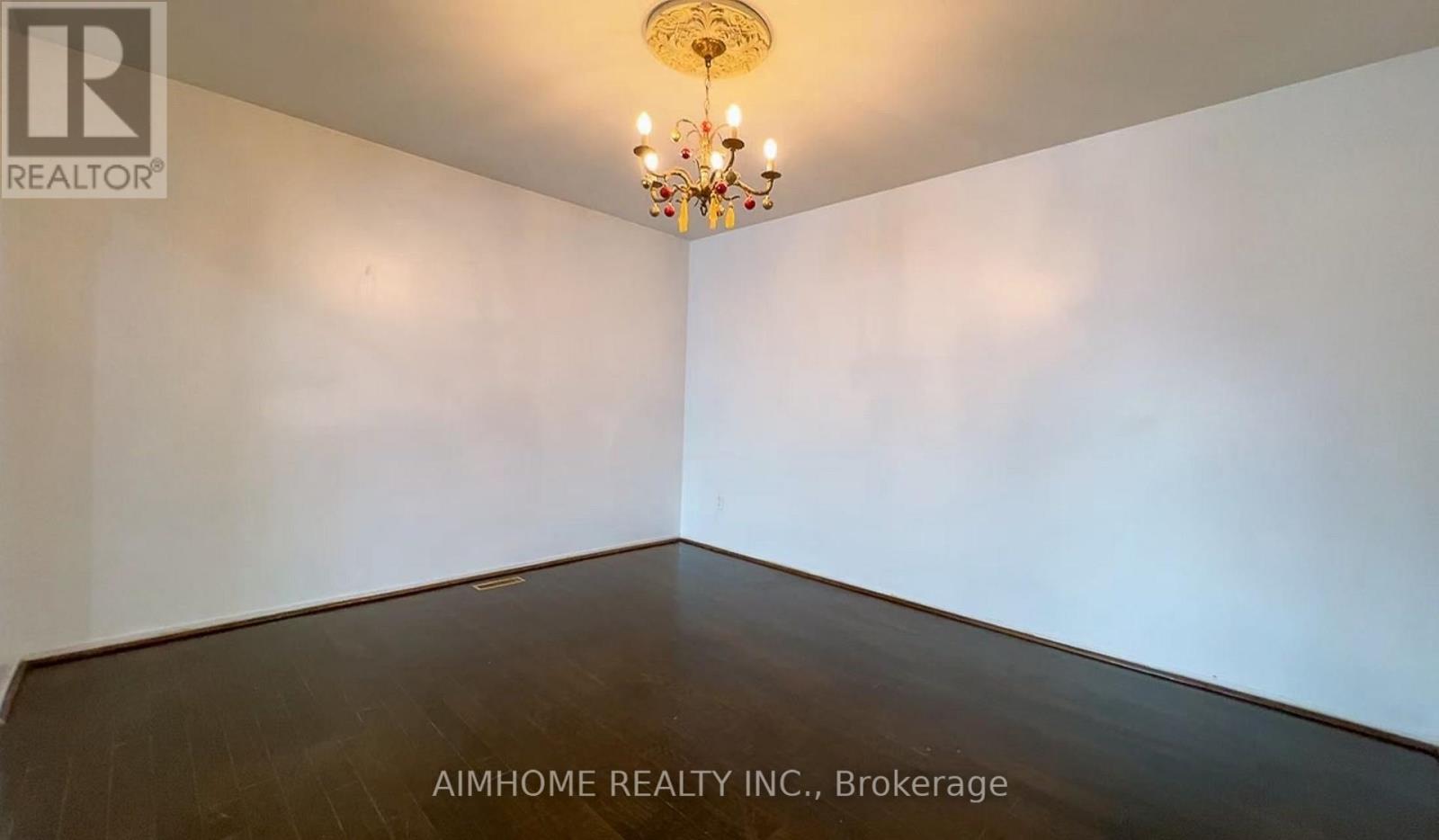 Upper Level - 83 Mintwood Drive, Toronto, Ontario  M2M 3A6 - Photo 5 - C13741712
