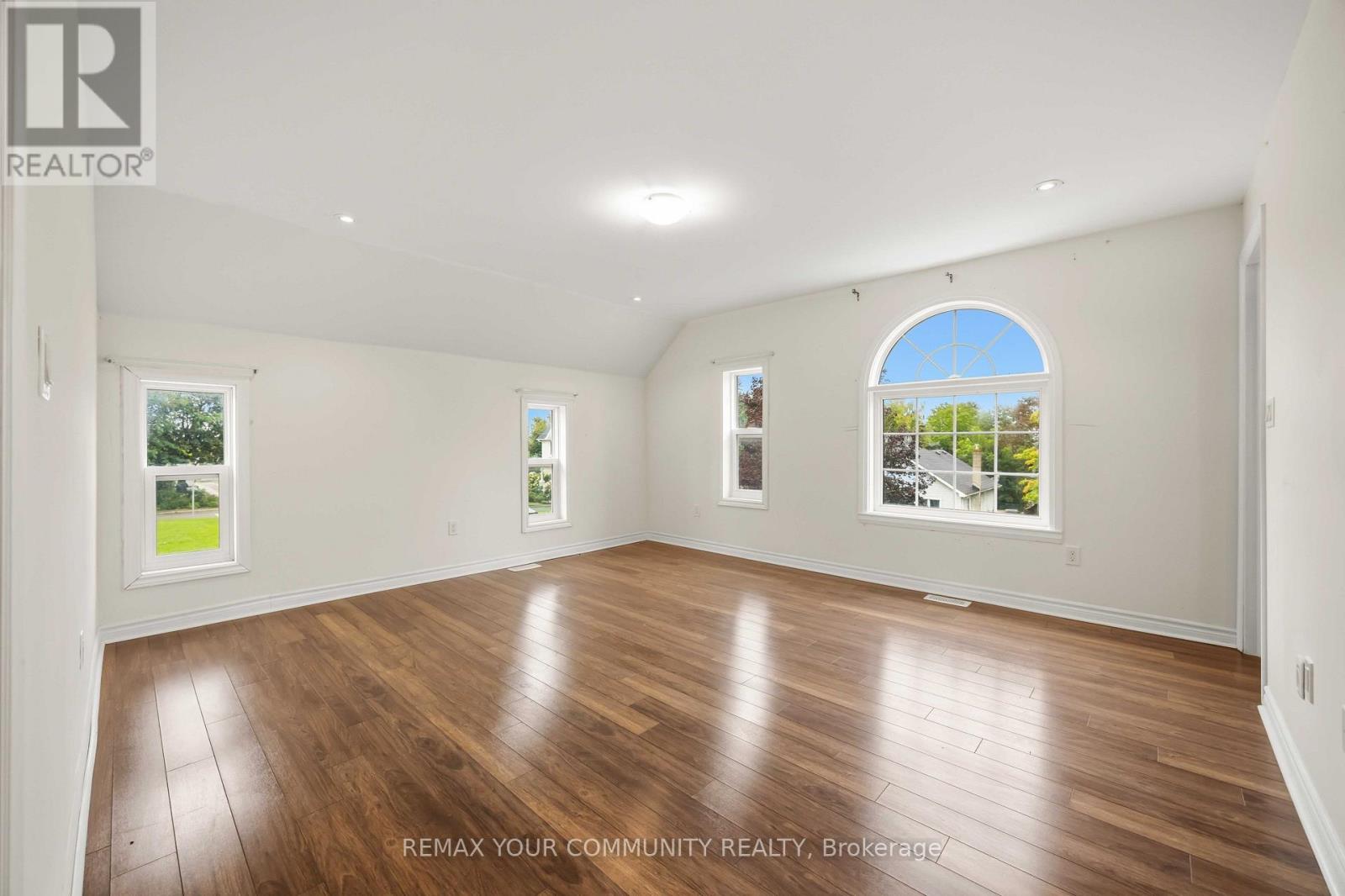 4973 Old Brock Road, Pickering, Ontario  L1Y 1B1 - Photo 17 - E13741586