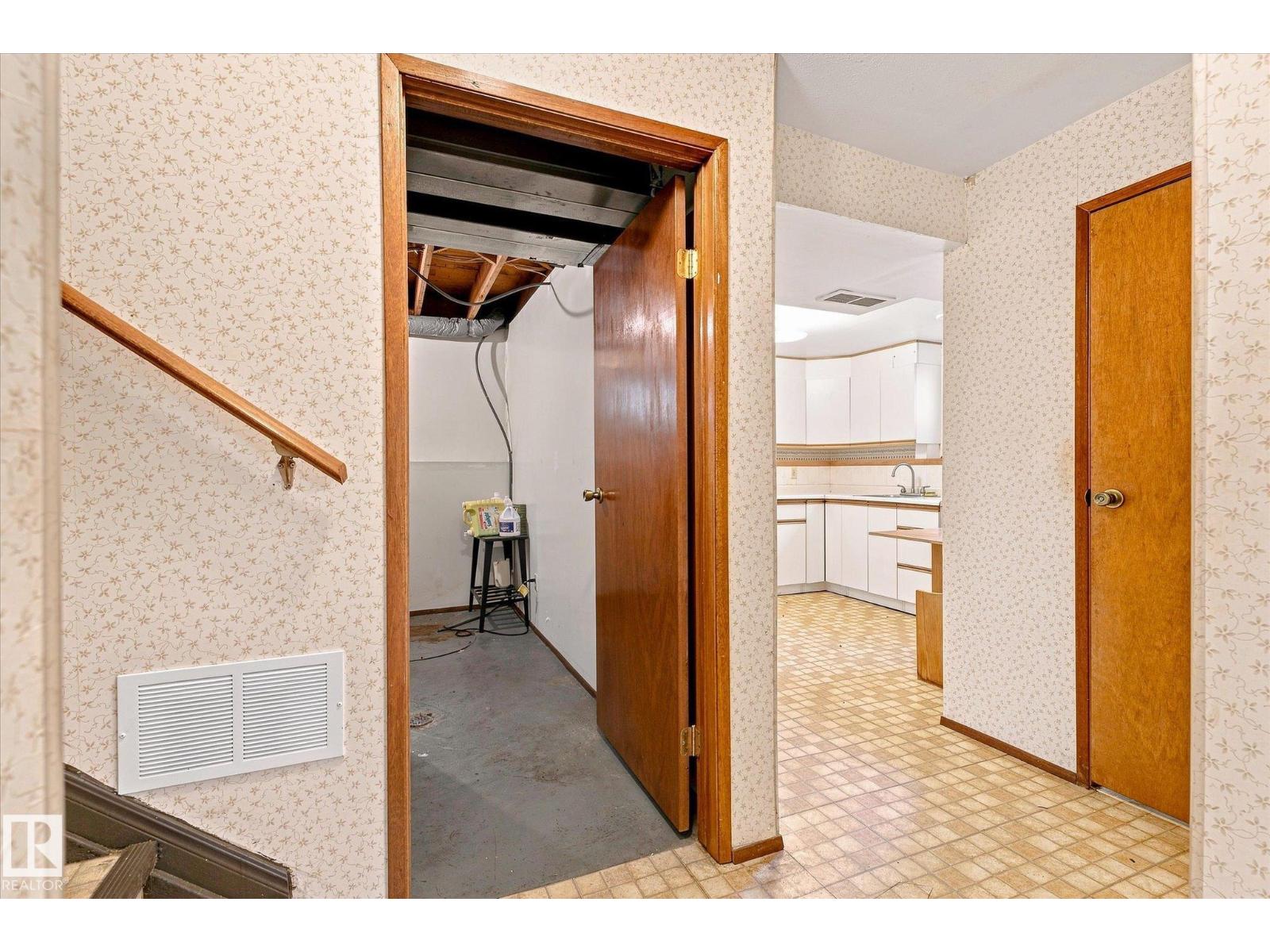 1104 58 St Nw, Edmonton, Alberta  T6L 6J8 - Photo 32 - E4506860