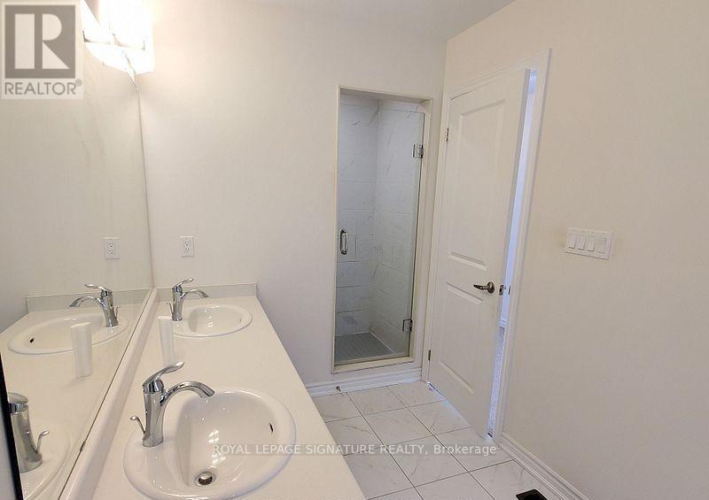 74 Ferragine Crescent, Bradford West Gwillimbury (Bradford), Ontario  L3Z 4K2 - Photo 16 - N13741536