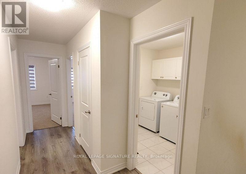 74 Ferragine Crescent, Bradford West Gwillimbury (Bradford), Ontario  L3Z 4K2 - Photo 8 - N13741536