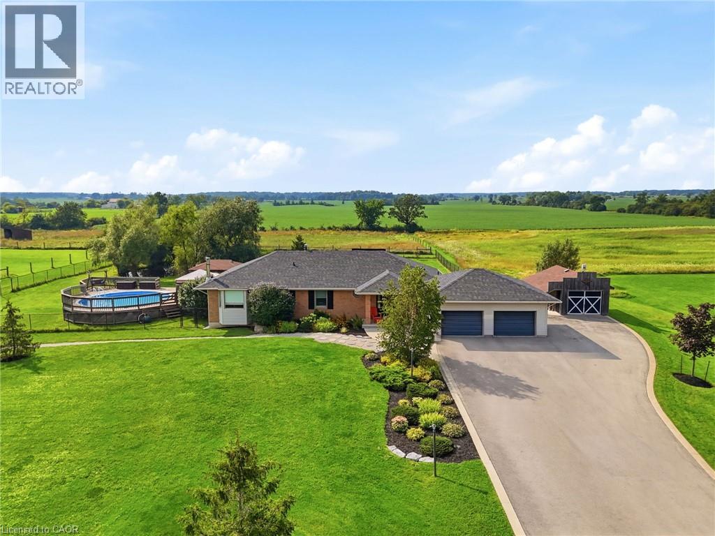 4276 Westbrook Road, Binbrook, Ontario  L0R 1C0 - Photo 2 - 40860194
