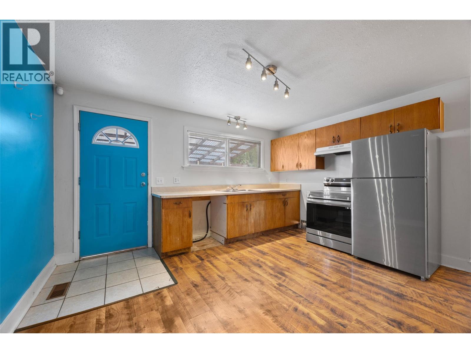 403 Mackenzie Avenue, Kamloops, British Columbia  V2B 3T5 - Photo 7 - 10397015