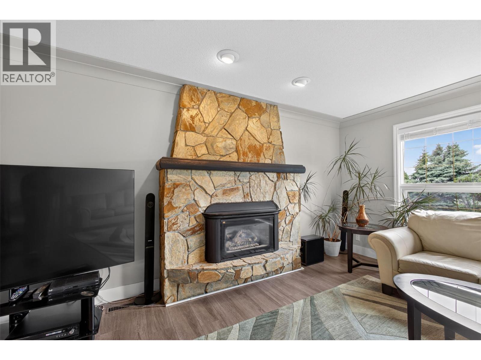 1685 Jonathan Road, Kelowna, British Columbia  V1P 1A7 - Photo 8 - 10399617