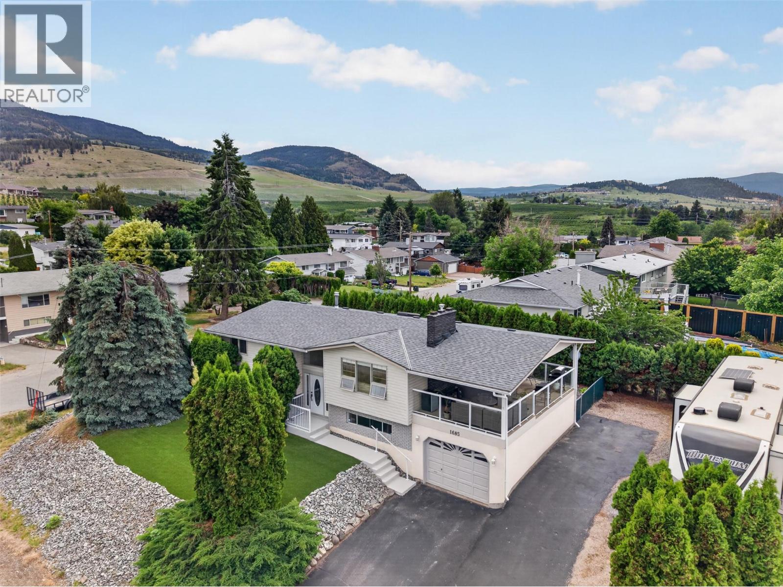 1685 Jonathan Road, Kelowna, British Columbia  V1P 1A7 - Photo 1 - 10399617