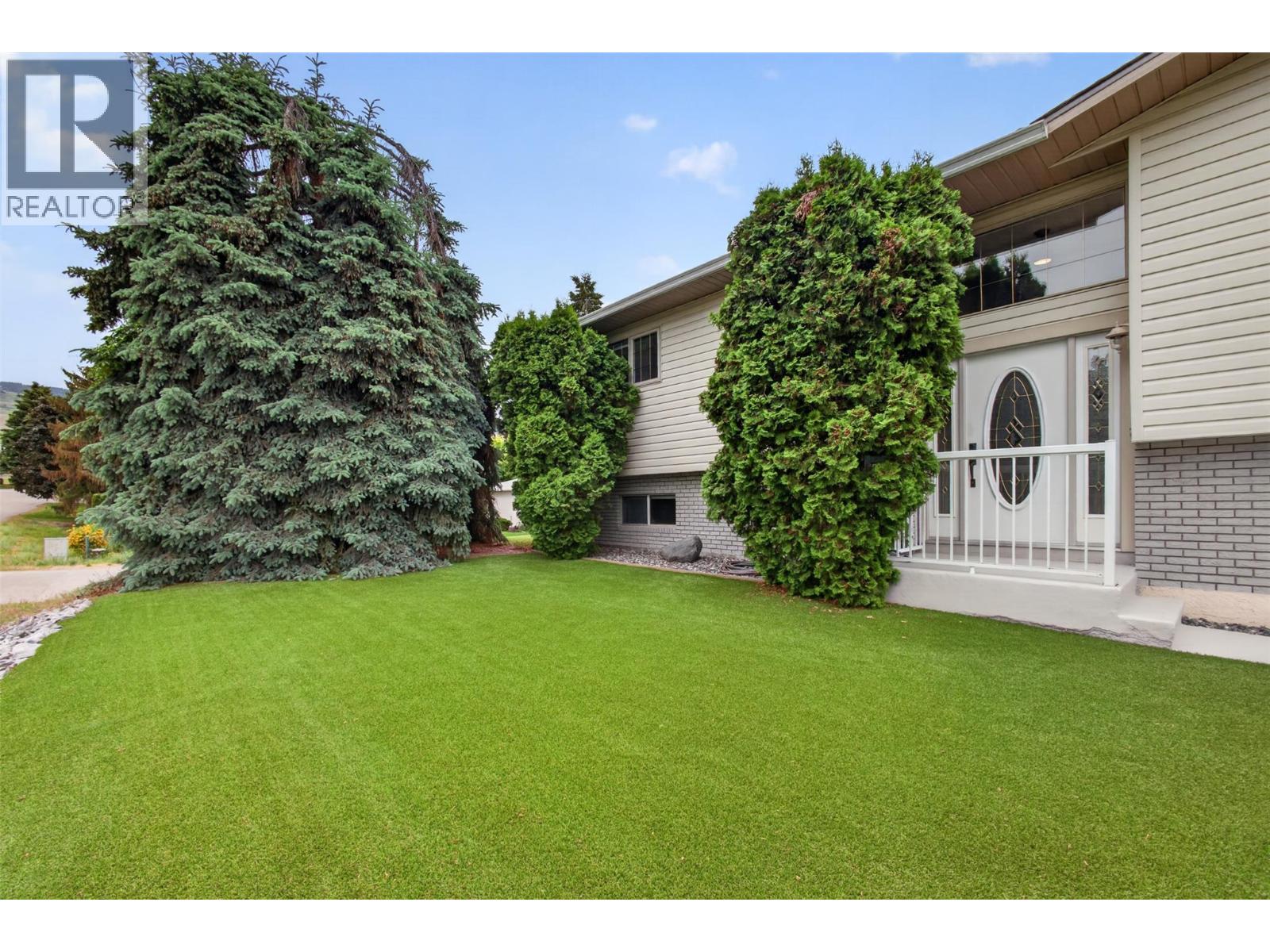 1685 Jonathan Road, Kelowna, British Columbia  V1P 1A7 - Photo 4 - 10399617