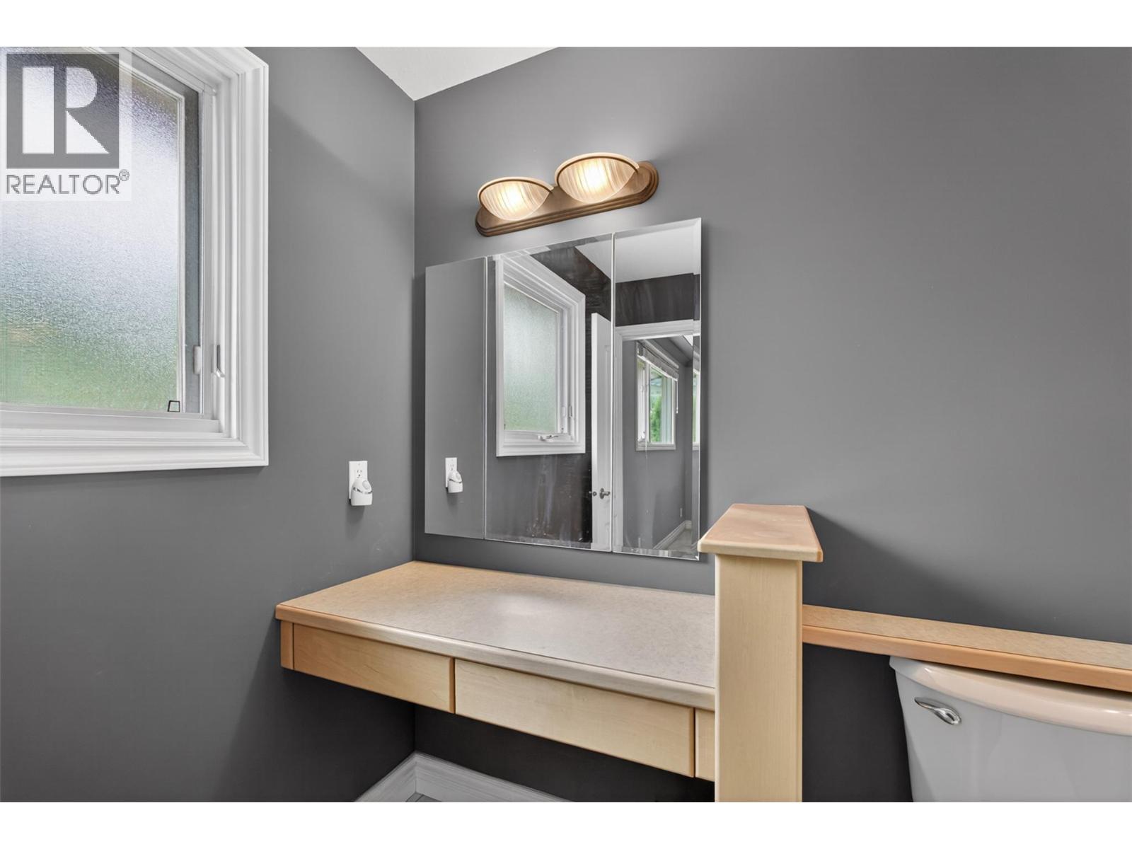 1685 Jonathan Road, Kelowna, British Columbia  V1P 1A7 - Photo 23 - 10399617