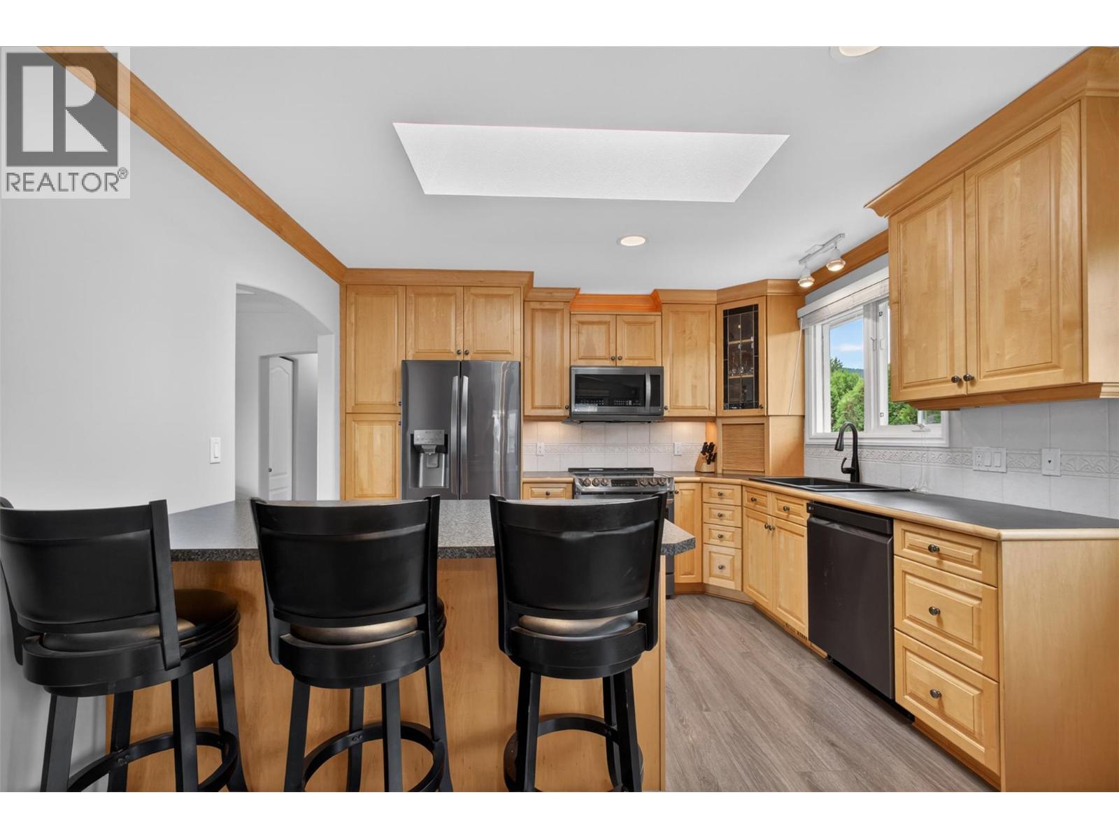 1685 Jonathan Road, Kelowna, British Columbia  V1P 1A7 - Photo 9 - 10399617