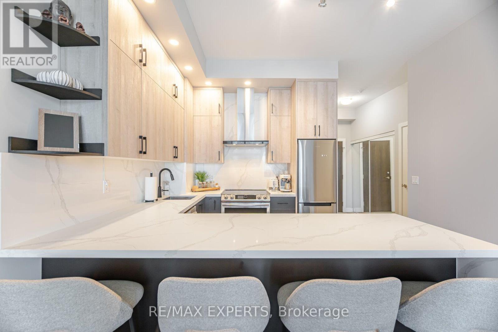 2207 - 28 Linden Street, Toronto, Ontario  M4Y 0A4 - Photo 10 - C13741680