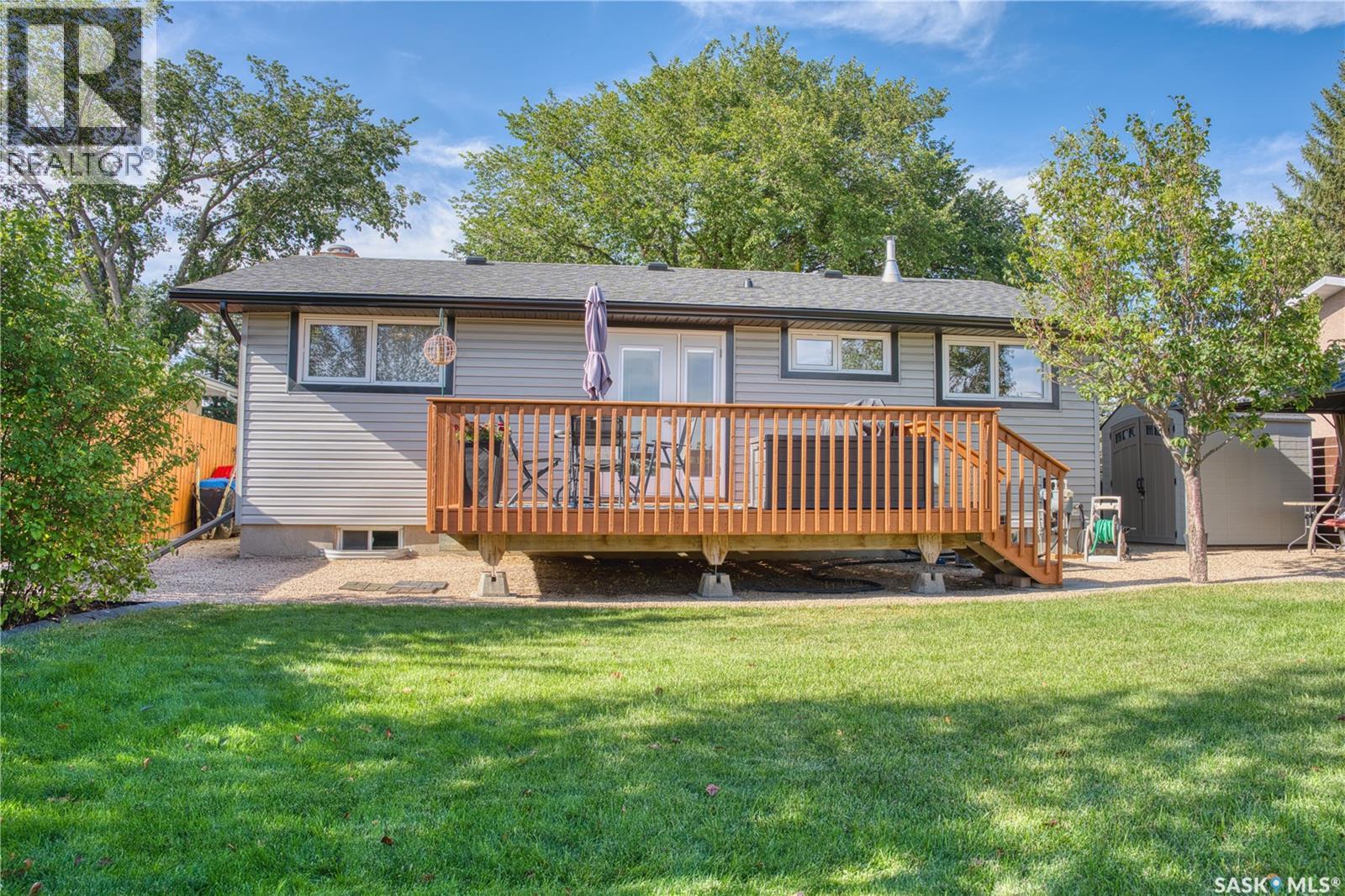 239 Rodenbush Drive, Regina, Saskatchewan  S4R 6X1 - Photo 16 - SK047455