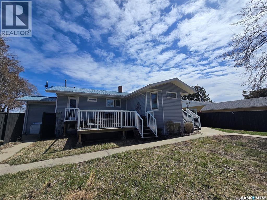 1010 Desmond Street, Grenfell, Saskatchewan  S0G 2B0 - Photo 9 - SK047404