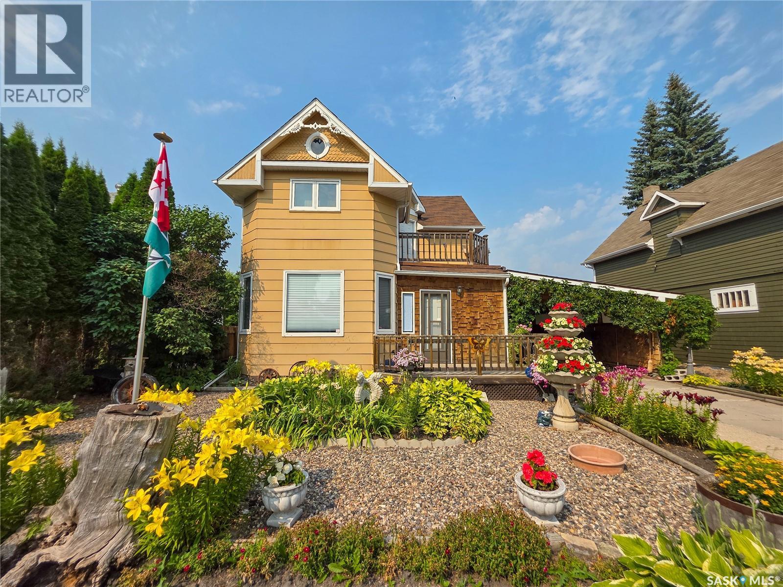234 5th AVENUE W, melville, Saskatchewan