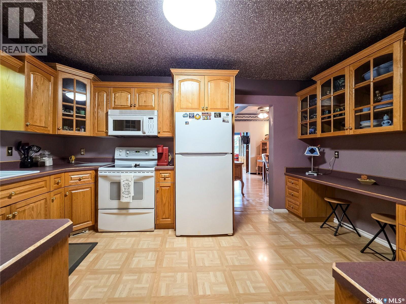 234 5th Avenue W, Melville, Saskatchewan  S0A 2P0 - Photo 27 - SK047261
