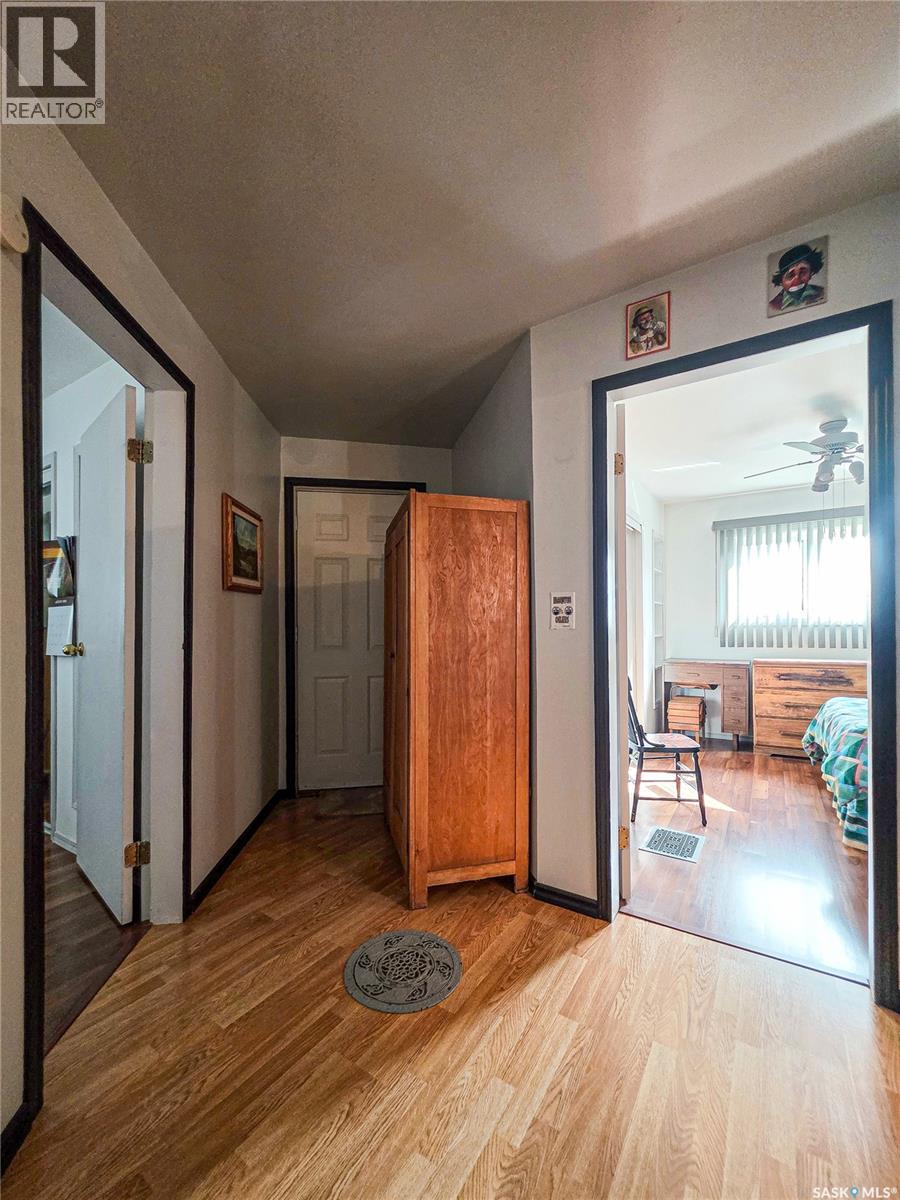 234 5th Avenue W, Melville, Saskatchewan  S0A 2P0 - Photo 45 - SK047261