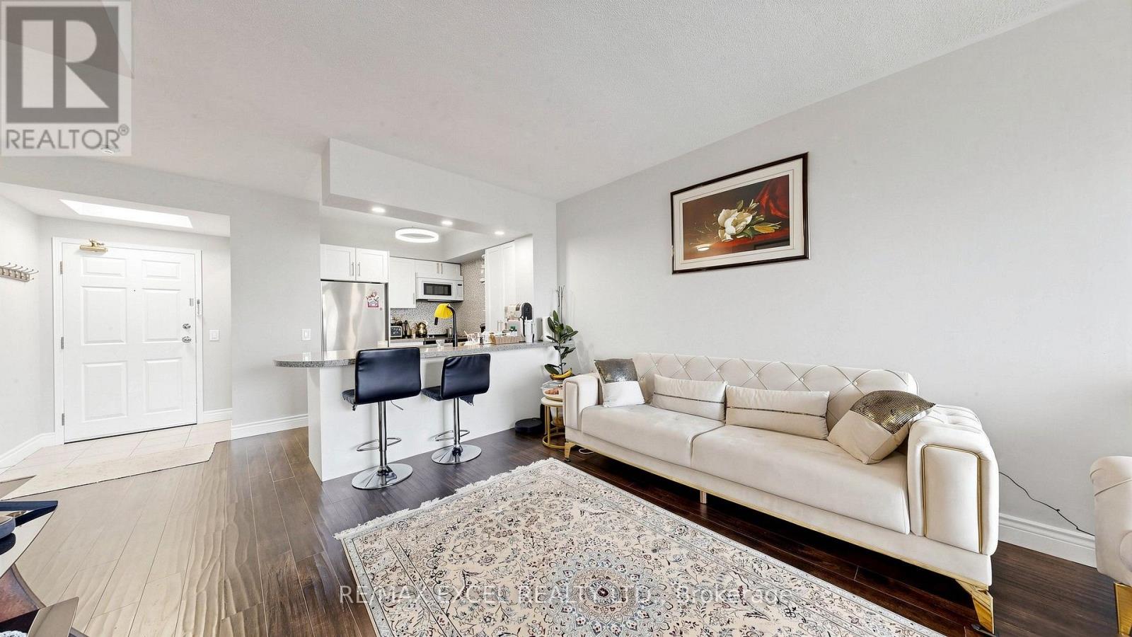 312 - 7398 Yonge Street, Vaughan, Ontario  L4J 8J2 - Photo 13 - N13723918