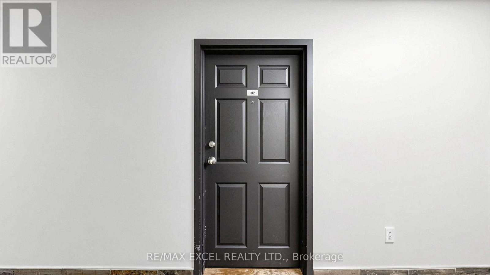 312 - 7398 Yonge Street, Vaughan, Ontario  L4J 8J2 - Photo 37 - N13723918
