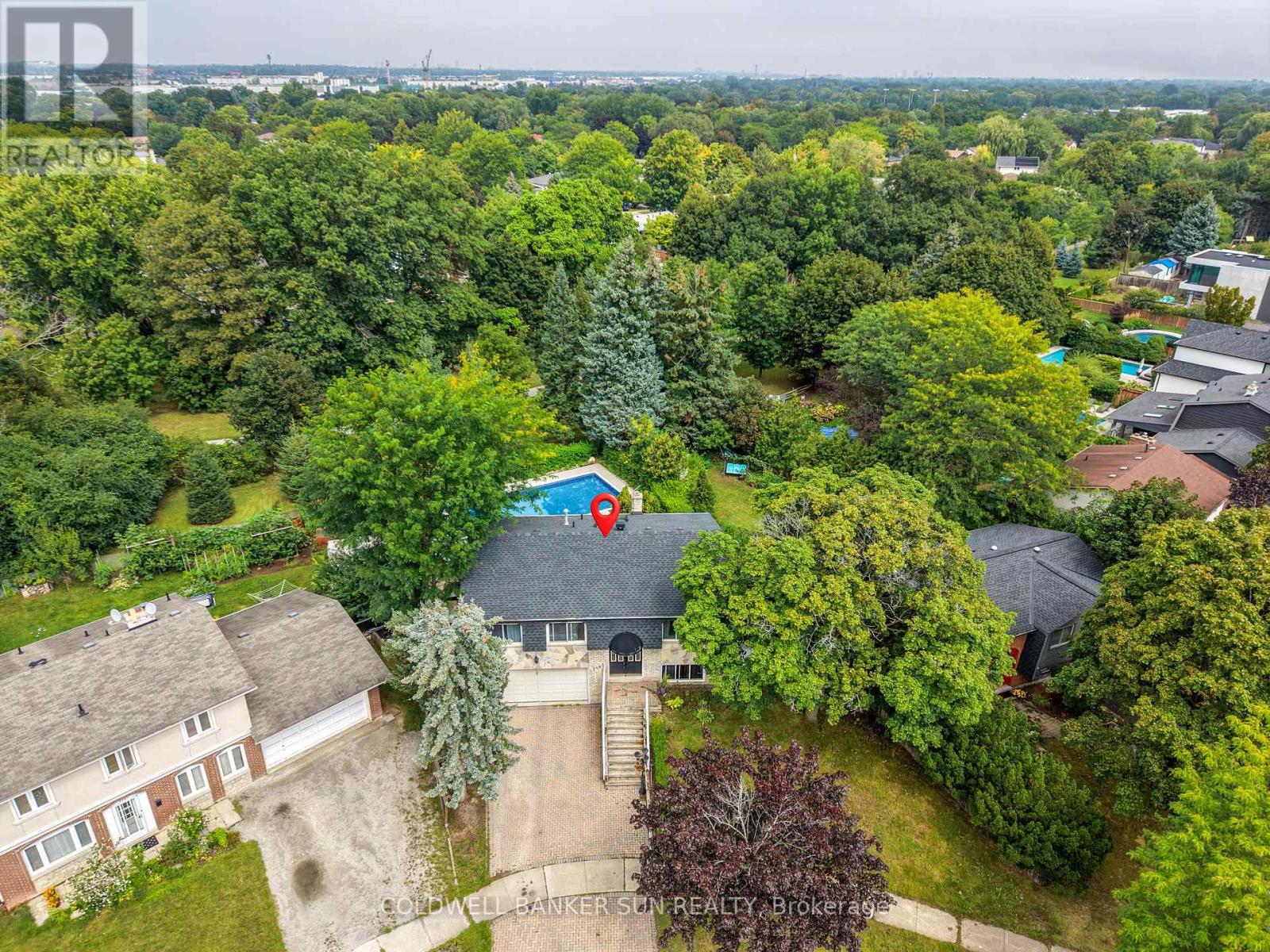 2483 YARMOUTH CRESCENT, Oakville, Ontario