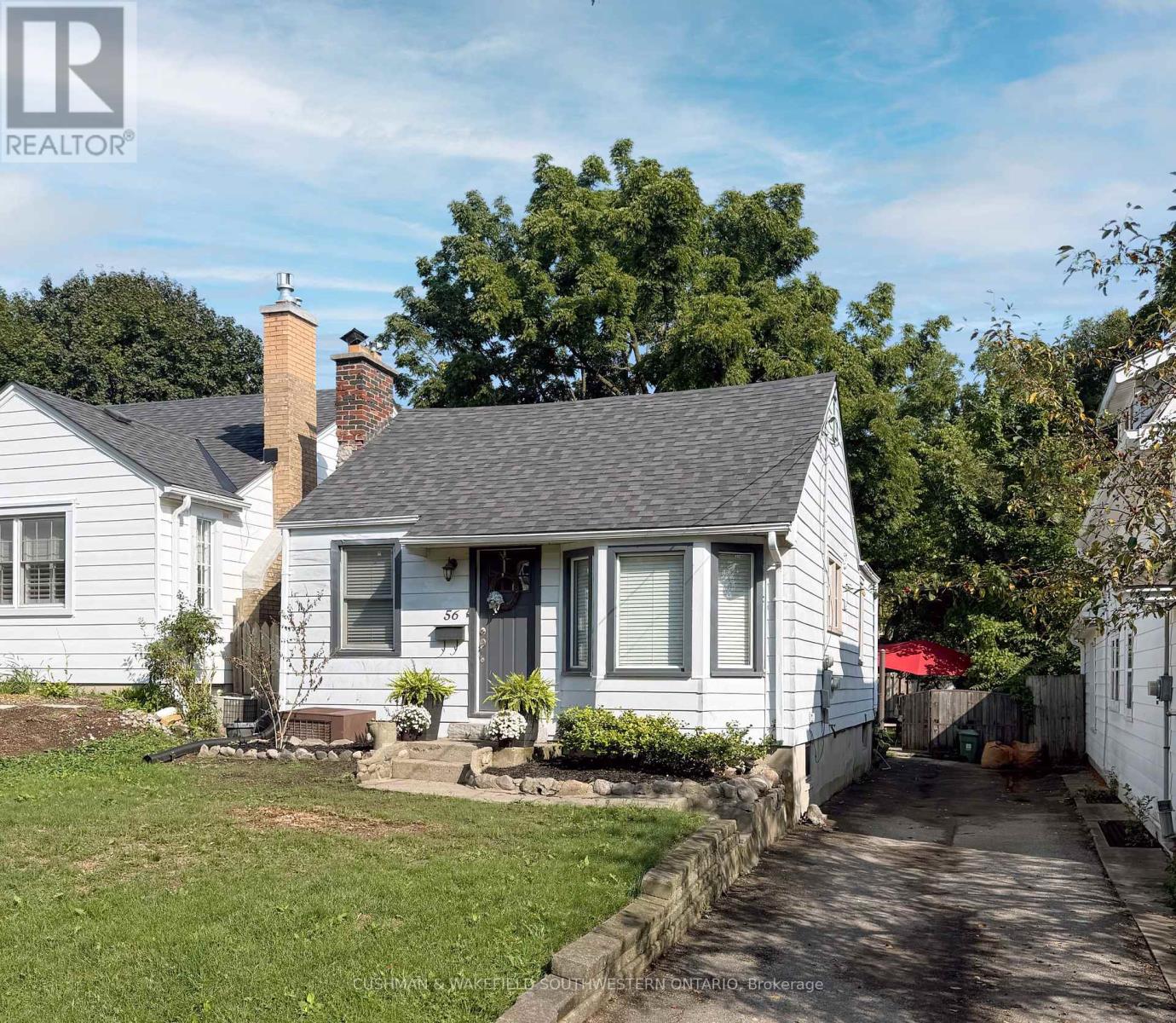 56 THOMAS JANES DRIVE, London South, Ontario