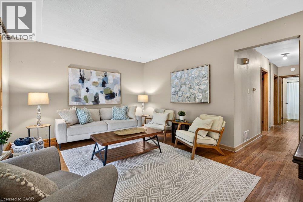 95 West 4th Street, Hamilton, Ontario  L9C 3M8 - Photo 7 - 40859790