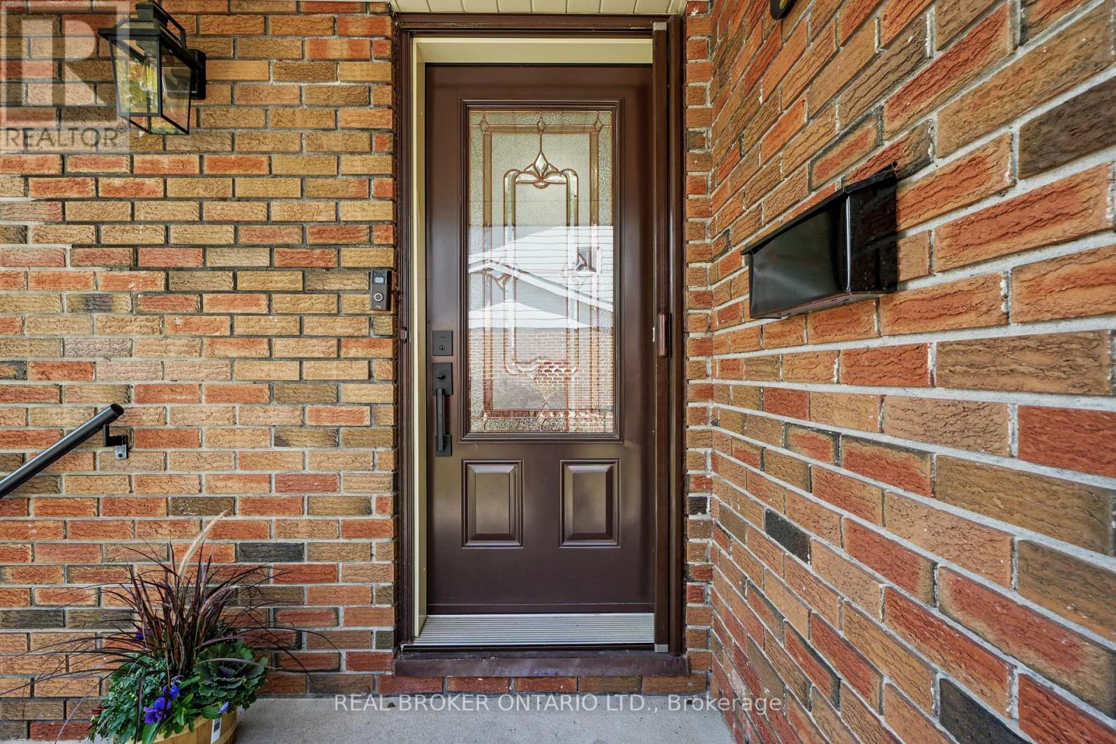 1311 Edmison Drive, Peterborough, Ontario  K9H 6V2 - Photo 4 - X13741522