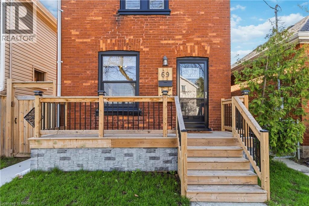 69 St Paul Avenue, Brantford, Ontario  N3T 4E7 - Photo 3 - 40848915
