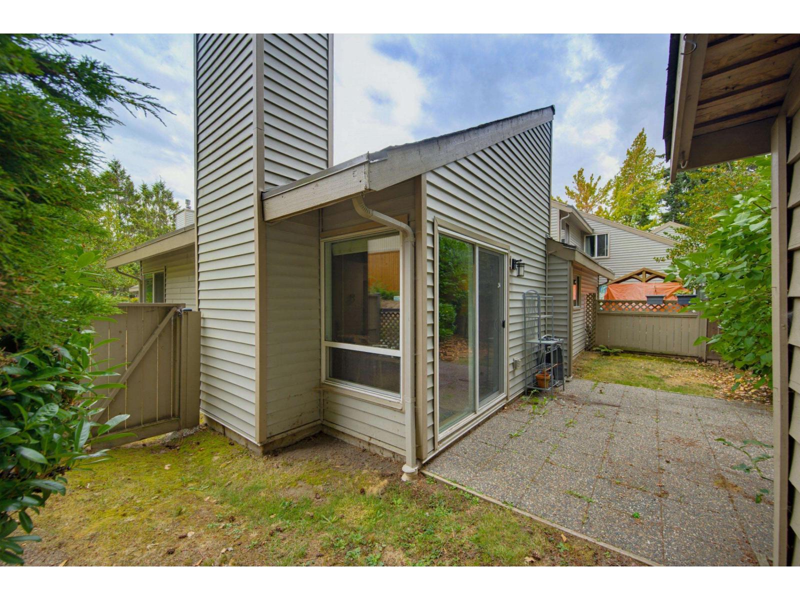 19207 Fairway Drive, Surrey, British Columbia  V3S 5M8 - Photo 25 - R3157929