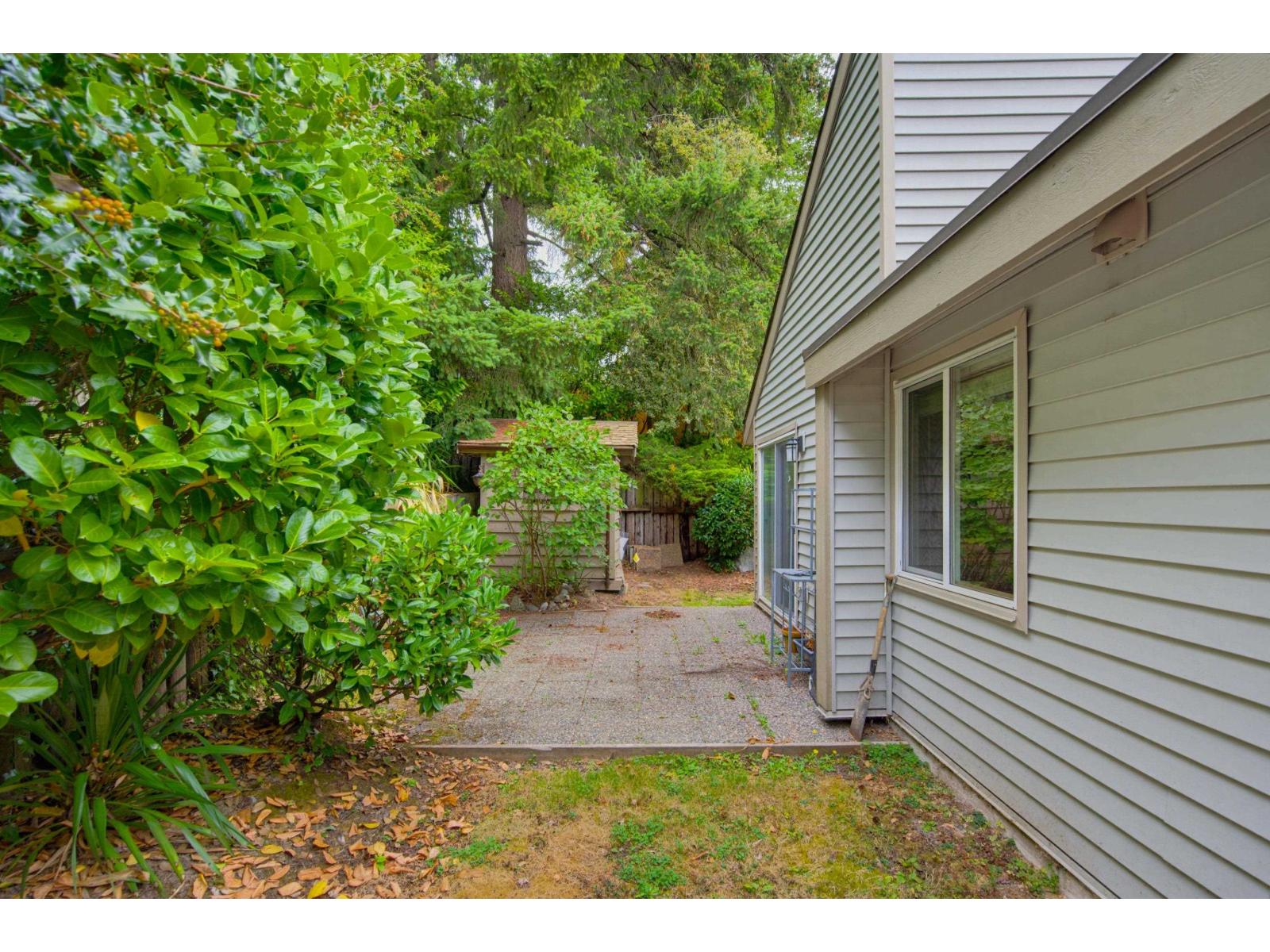19207 Fairway Drive, Surrey, British Columbia  V3S 5M8 - Photo 30 - R3157929