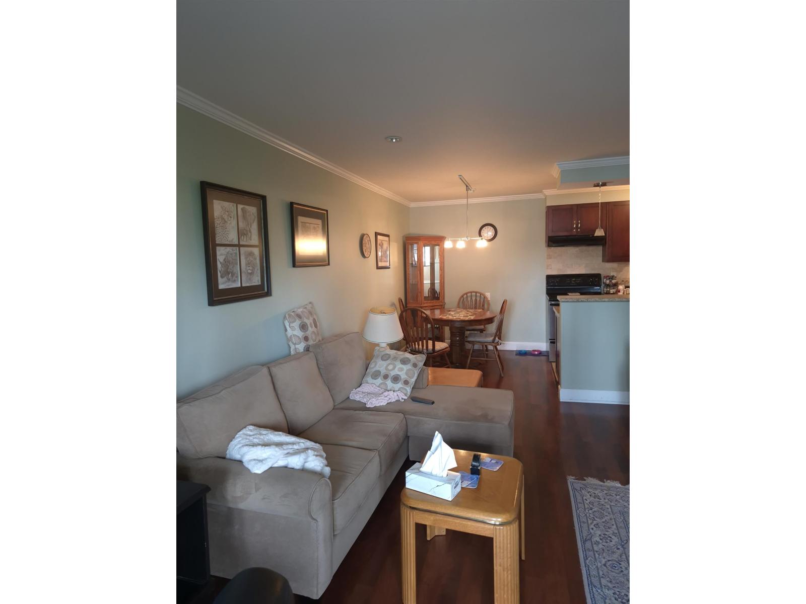 313 1448 Fir Street, White Rock, British Columbia  V4B 4B4 - Photo 3 - R3160634