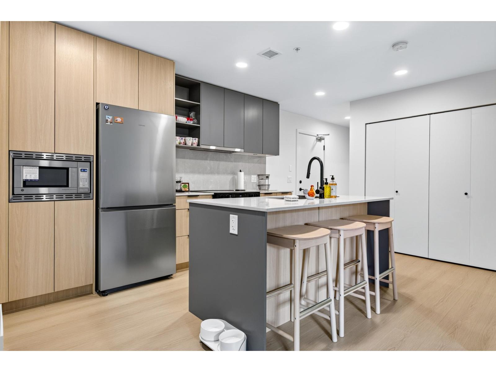 105 13439 94a Avenue, Surrey, British Columbia  V3V 0G9 - Photo 7 - R3160643