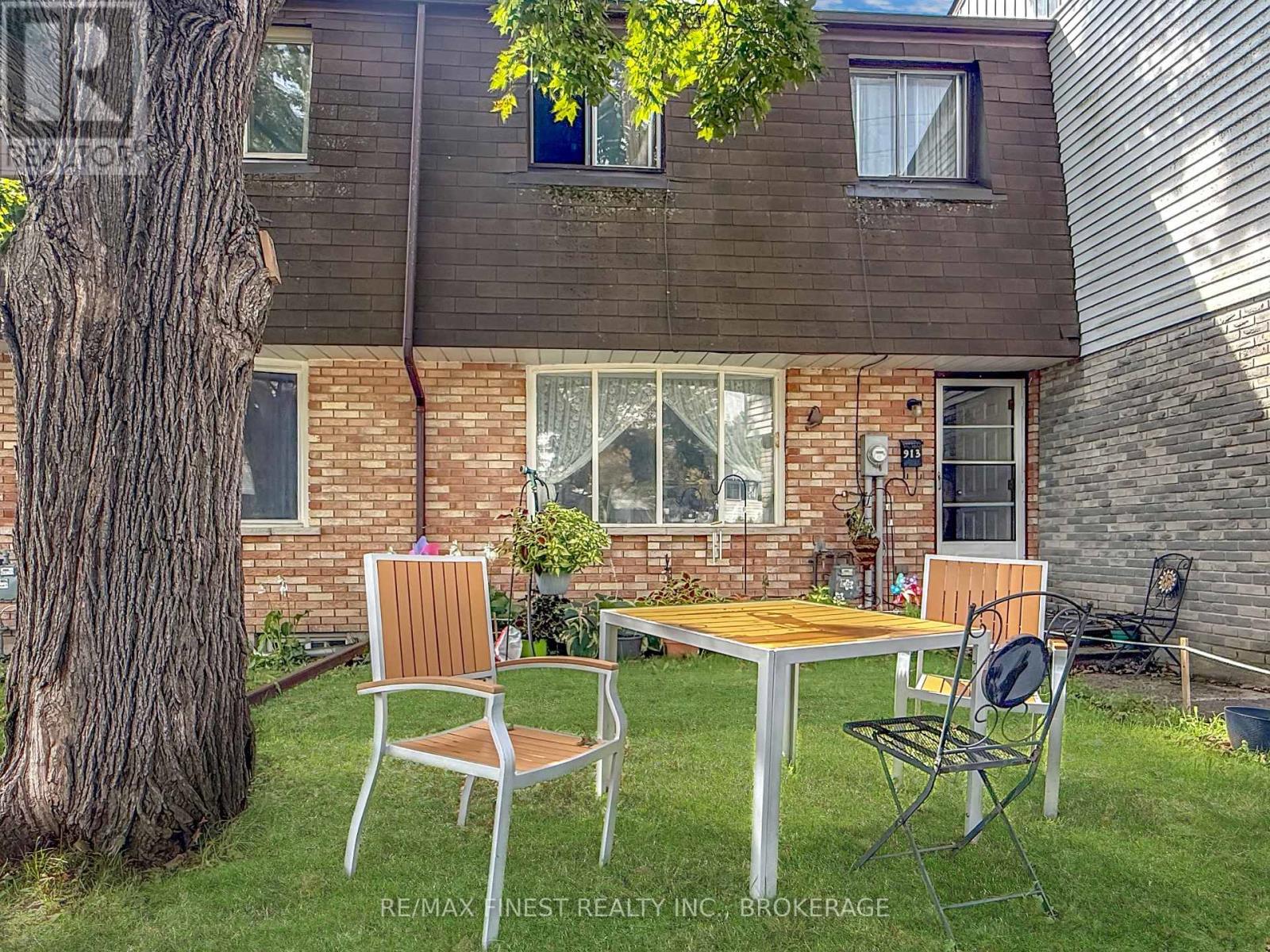 913 Oakview Avenue, Kingston, Ontario K7M 6V4 - Photo 2 - X13741714