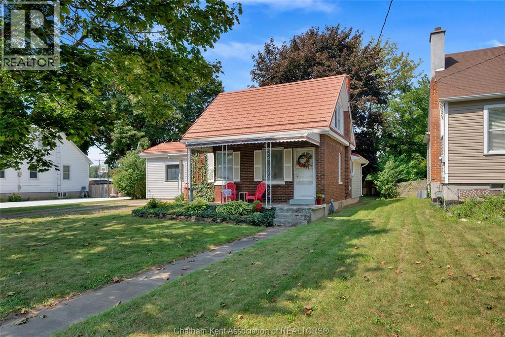 17 Willowmac Avenue, Chatham, Ontario  N7M 1Z1 - Photo 3 - 26021163