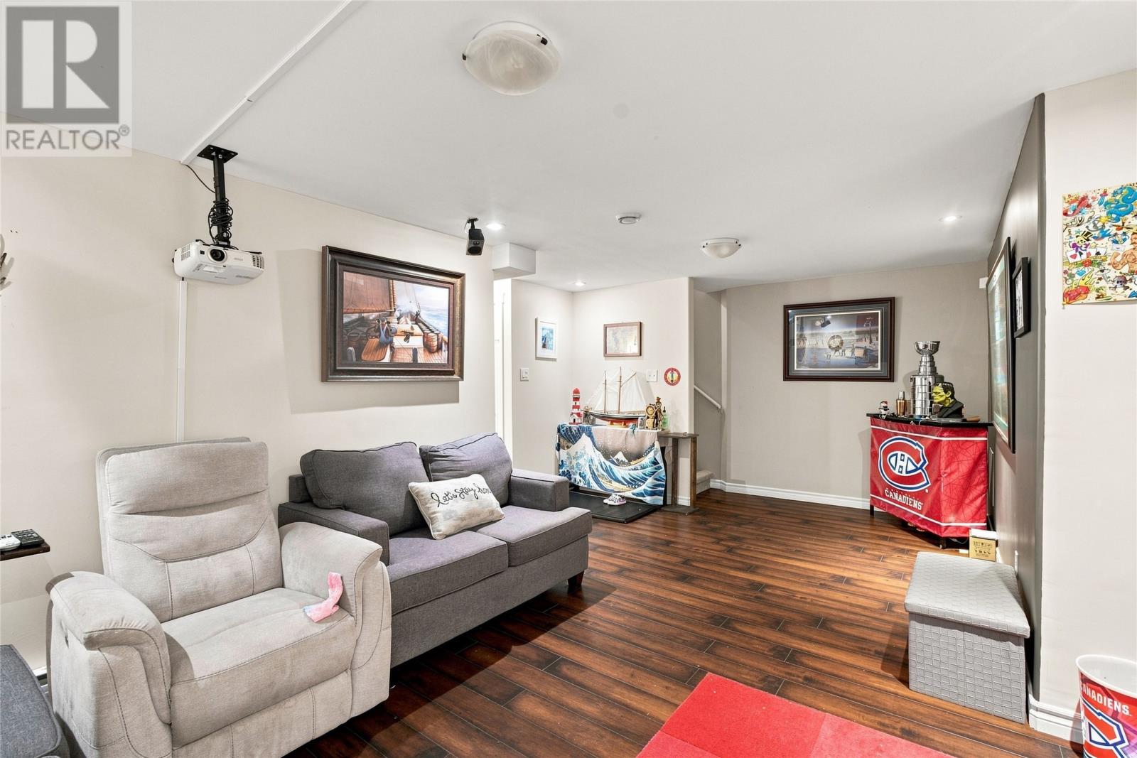 15 Camelot Crescent, Paradise — photo 22