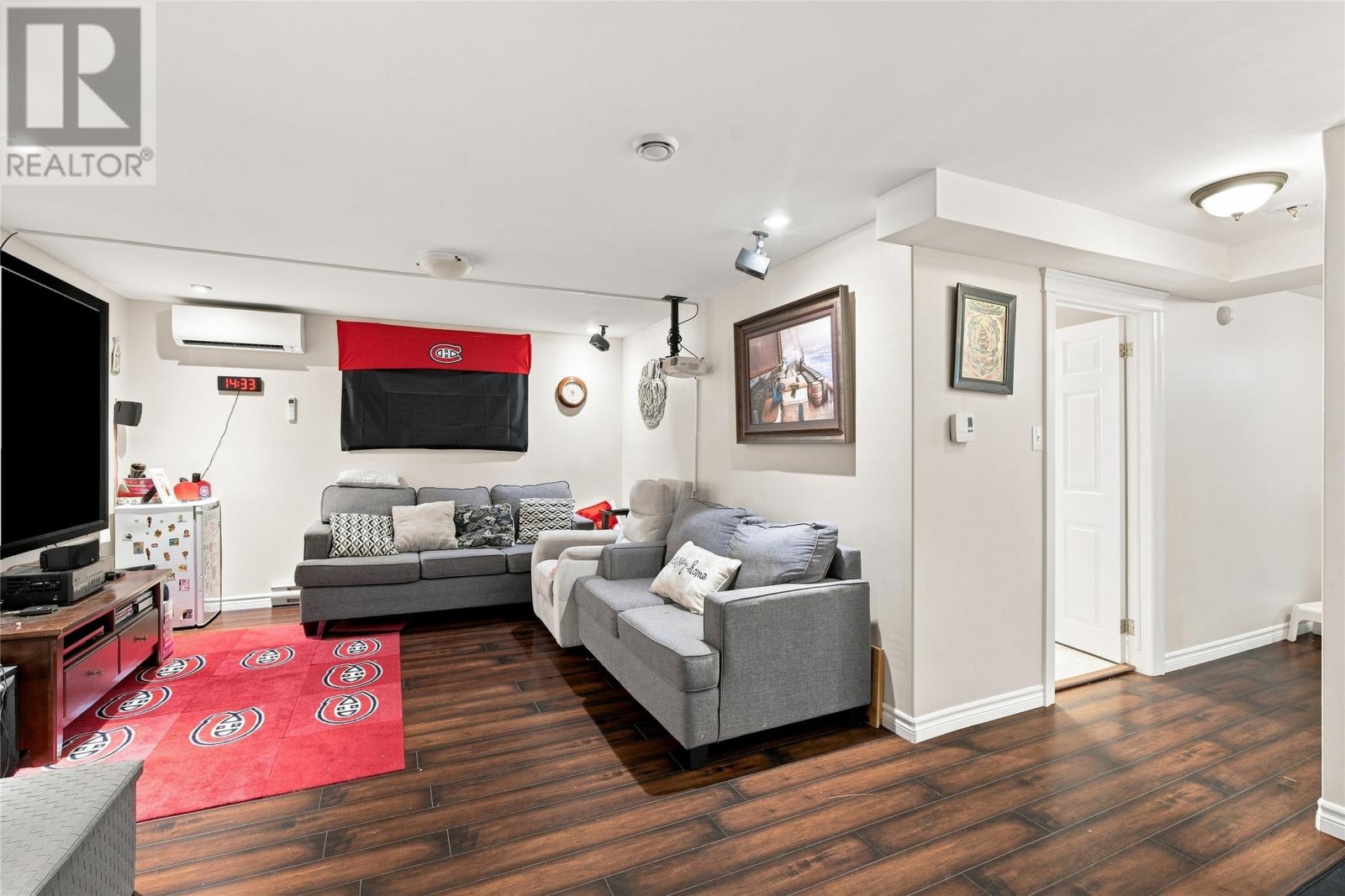 15 Camelot Crescent, Paradise — photo 24