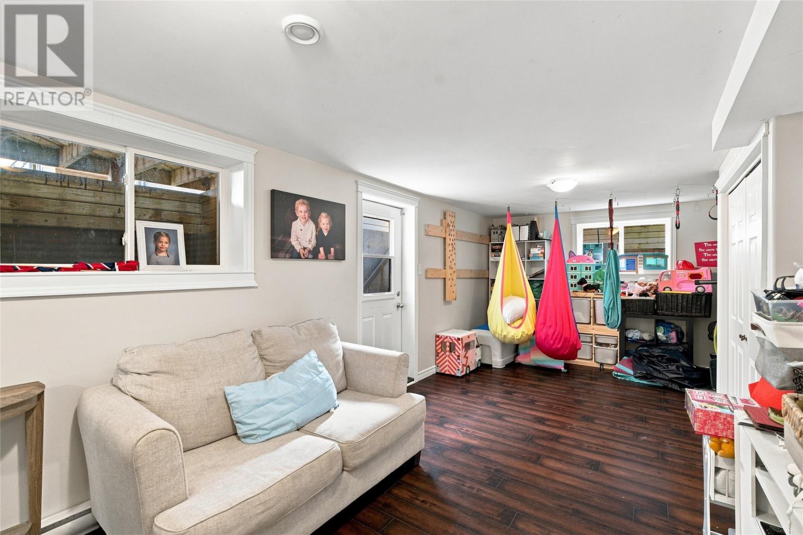15 Camelot Crescent, Paradise — photo 25