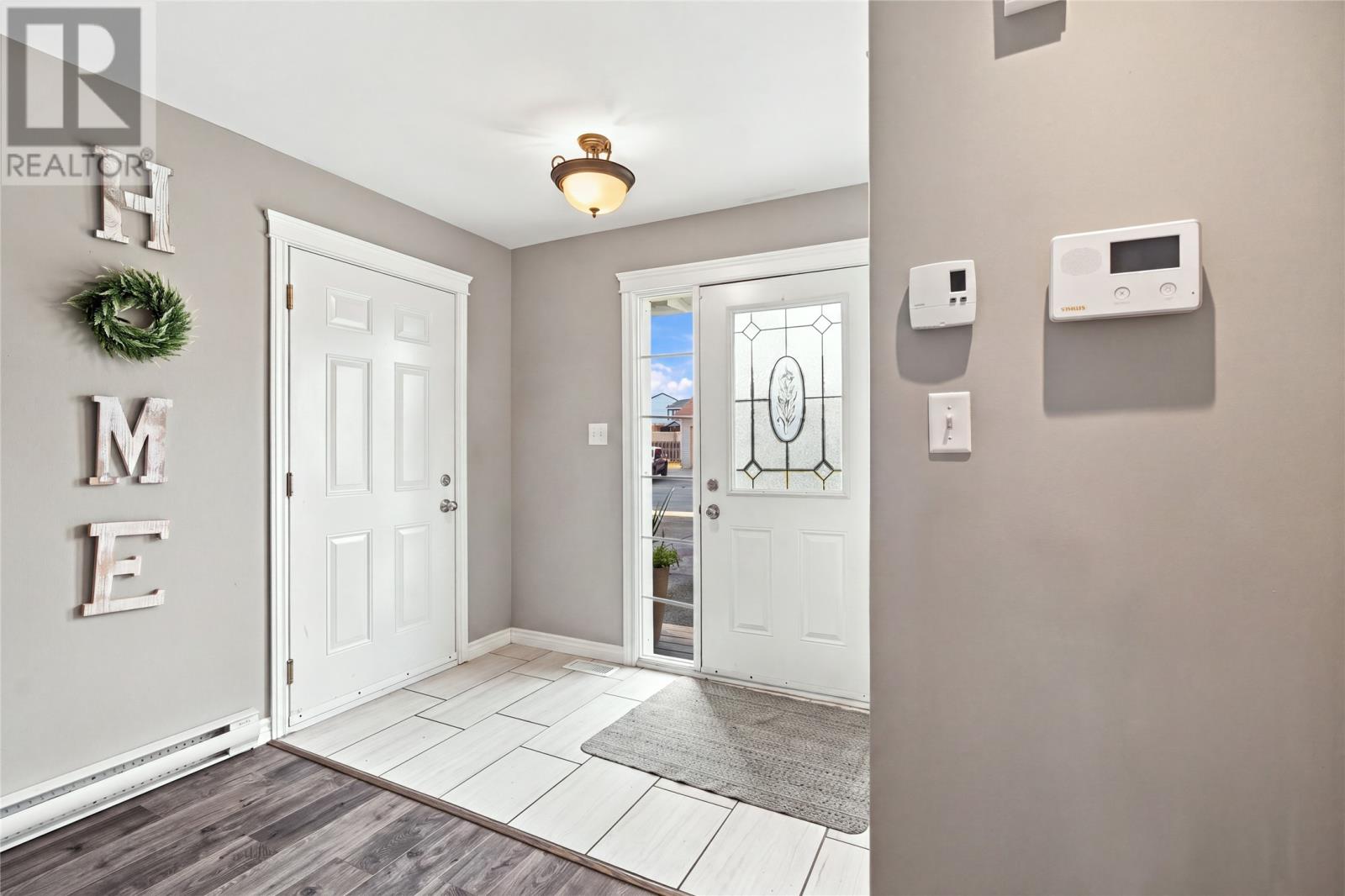 15 Camelot Crescent, Paradise — photo 3