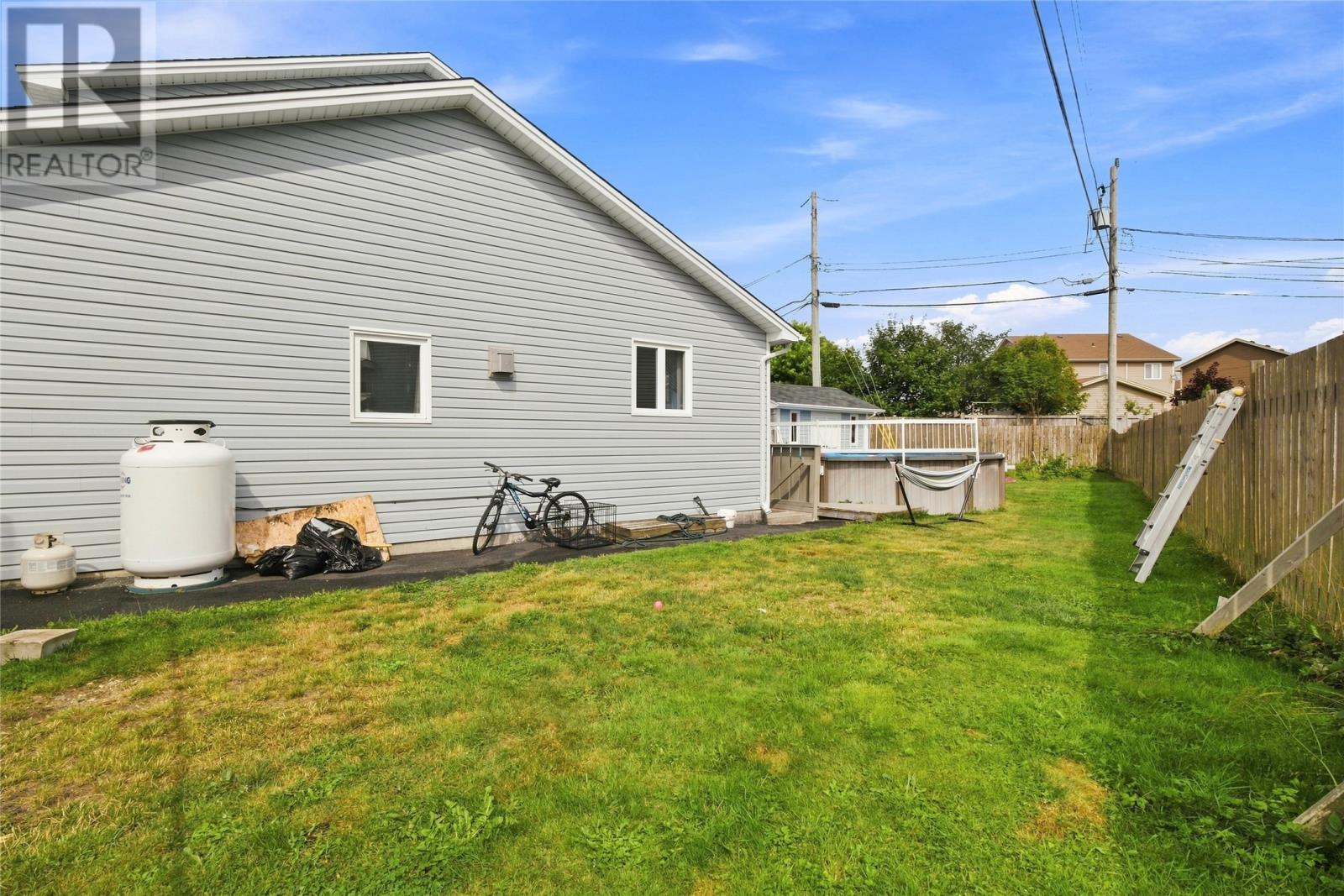 15 Camelot Crescent, Paradise — photo 35
