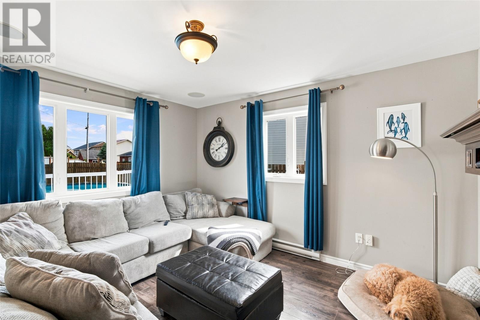 15 Camelot Crescent, Paradise — photo 6