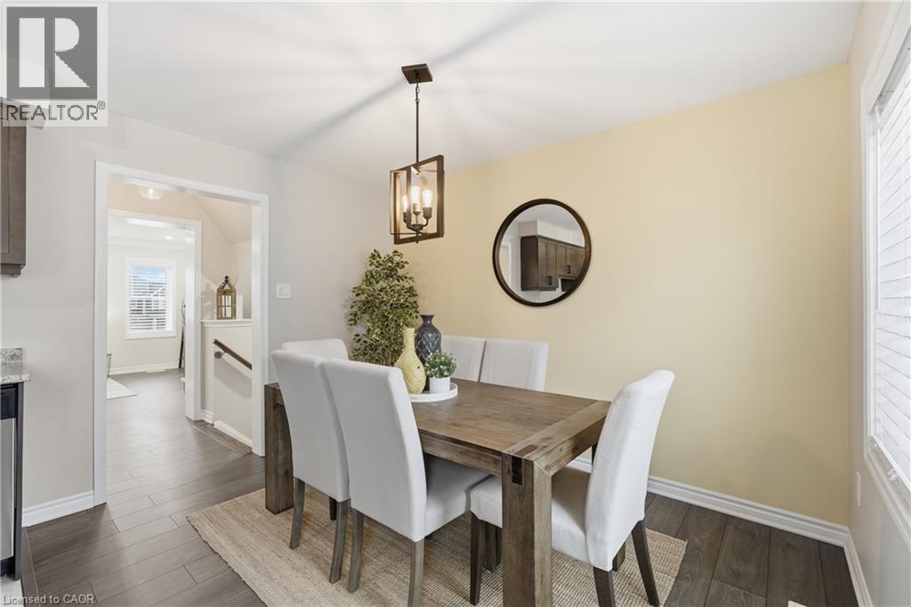 230 Avonsyde Boulevard Unit# 15, Waterdown, Ontario  L8B 1T9 - Photo 9 - 40855960