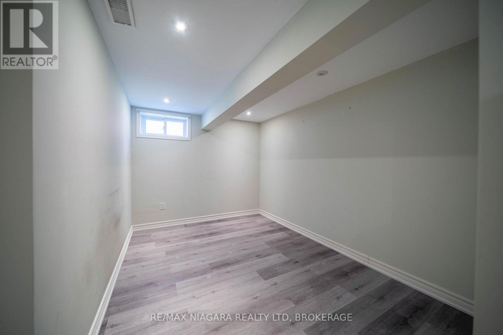 15 Springbank Drive, St. Catharines (Ridley), Ontario  L2S 2K1 - Photo 34 - X13741816