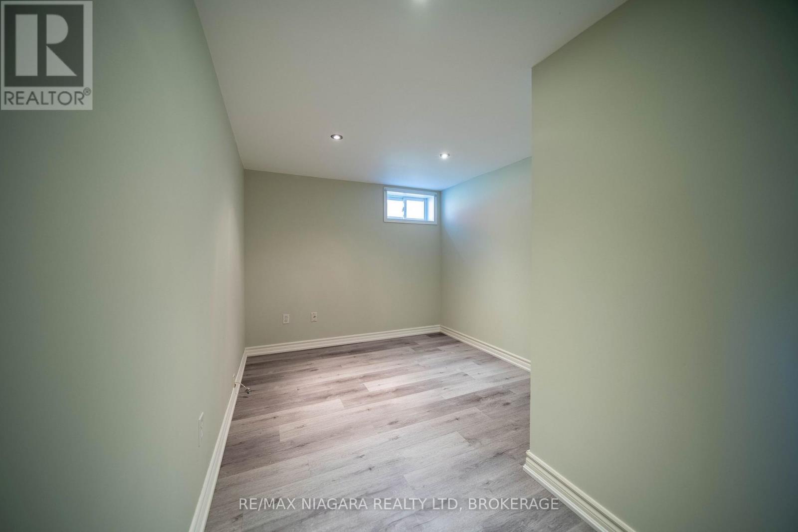 15 Springbank Drive, St. Catharines (Ridley), Ontario  L2S 2K1 - Photo 35 - X13741816