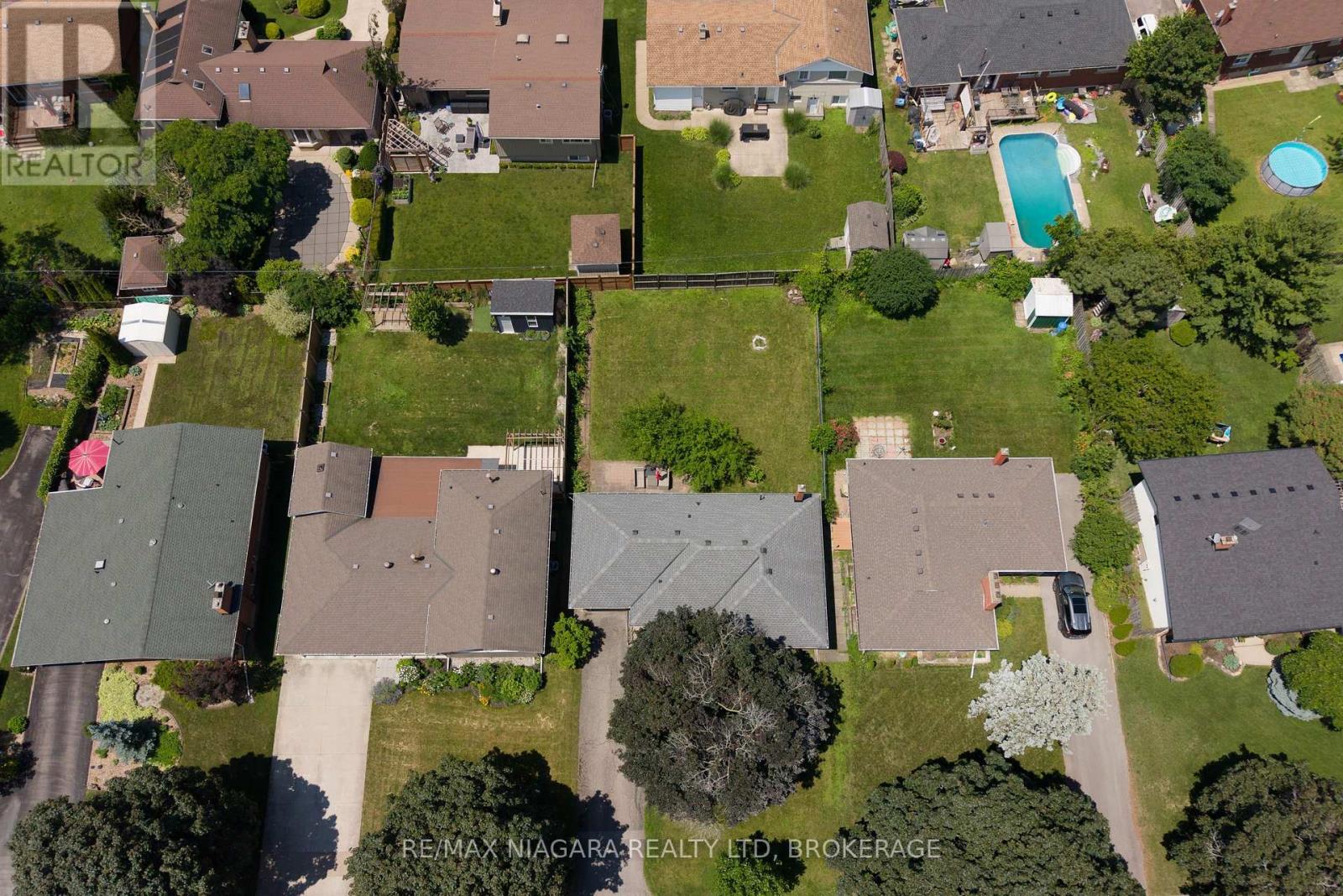 15 Springbank Drive, St. Catharines (Ridley), Ontario  L2S 2K1 - Photo 44 - X13741816