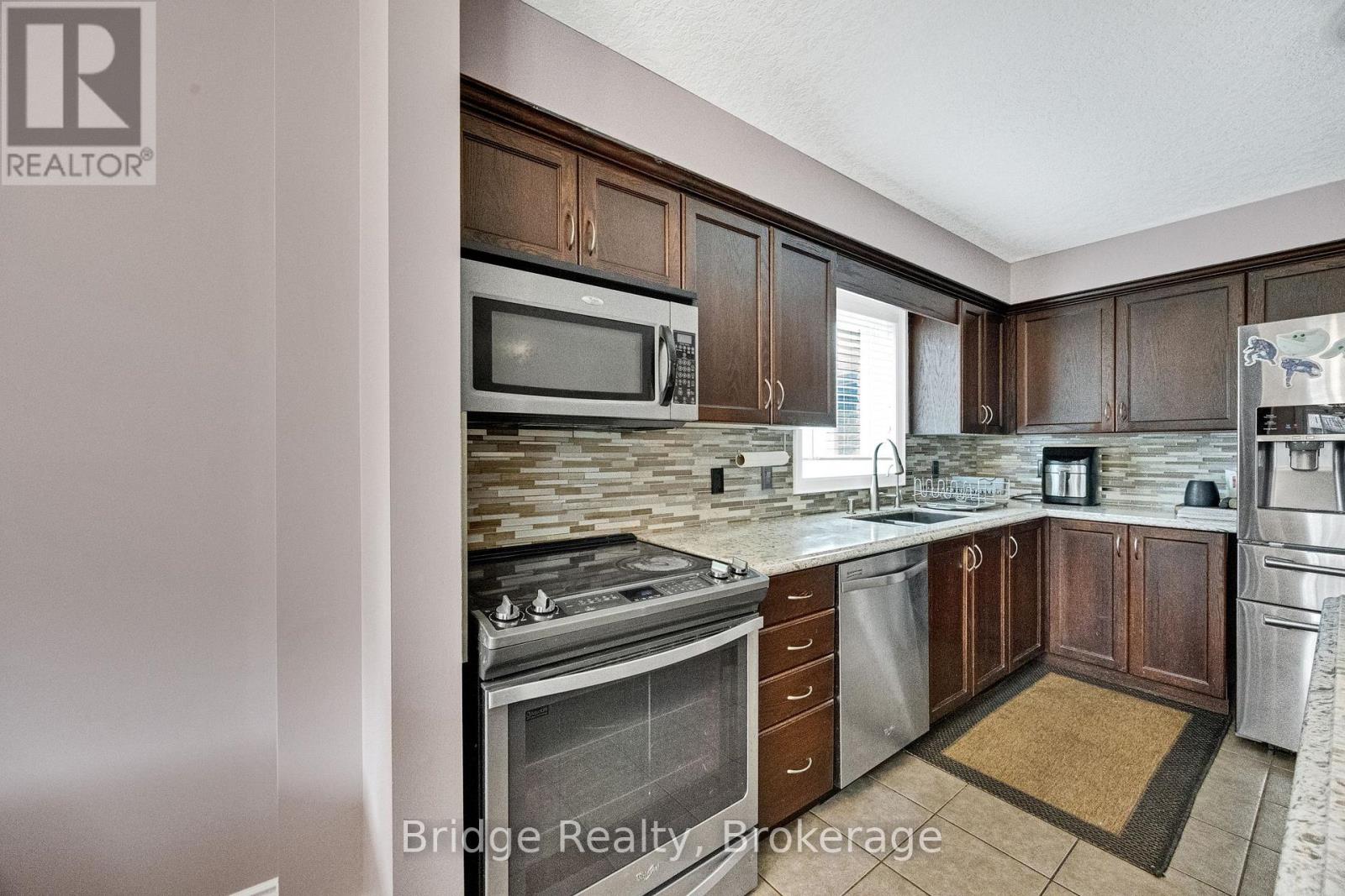 880 Frontenac Crescent, Woodstock, Ontario N4V 0A8 - Photo 20 - X13741726
