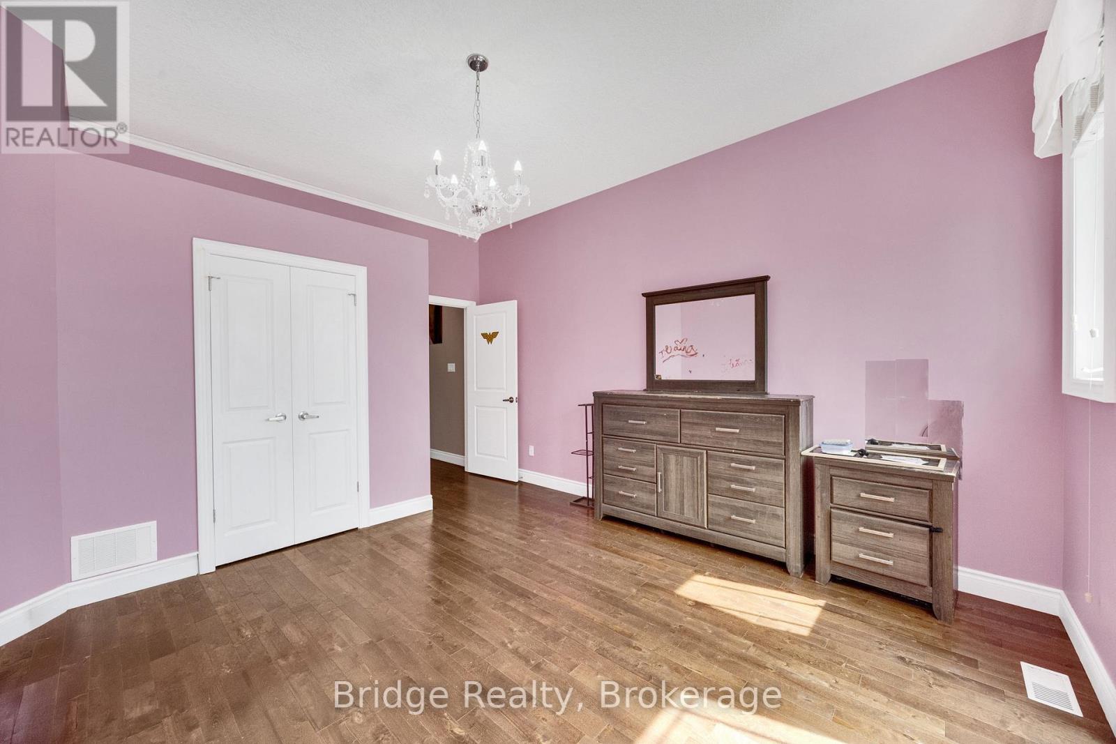 880 Frontenac Crescent, Woodstock, Ontario N4V 0A8 - Photo 30 - X13741726