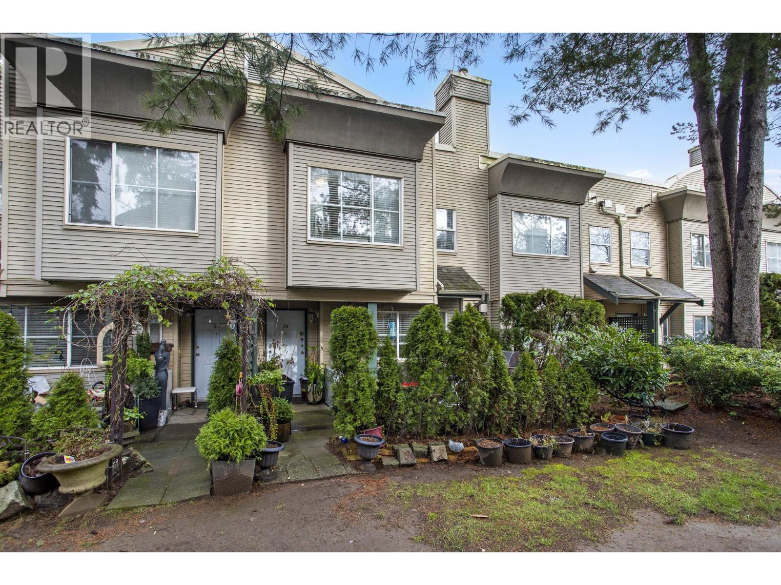 38 12449 191 Street, Pitt Meadows, British Columbia V3Y 2R4 - Photo 2 - R3161232