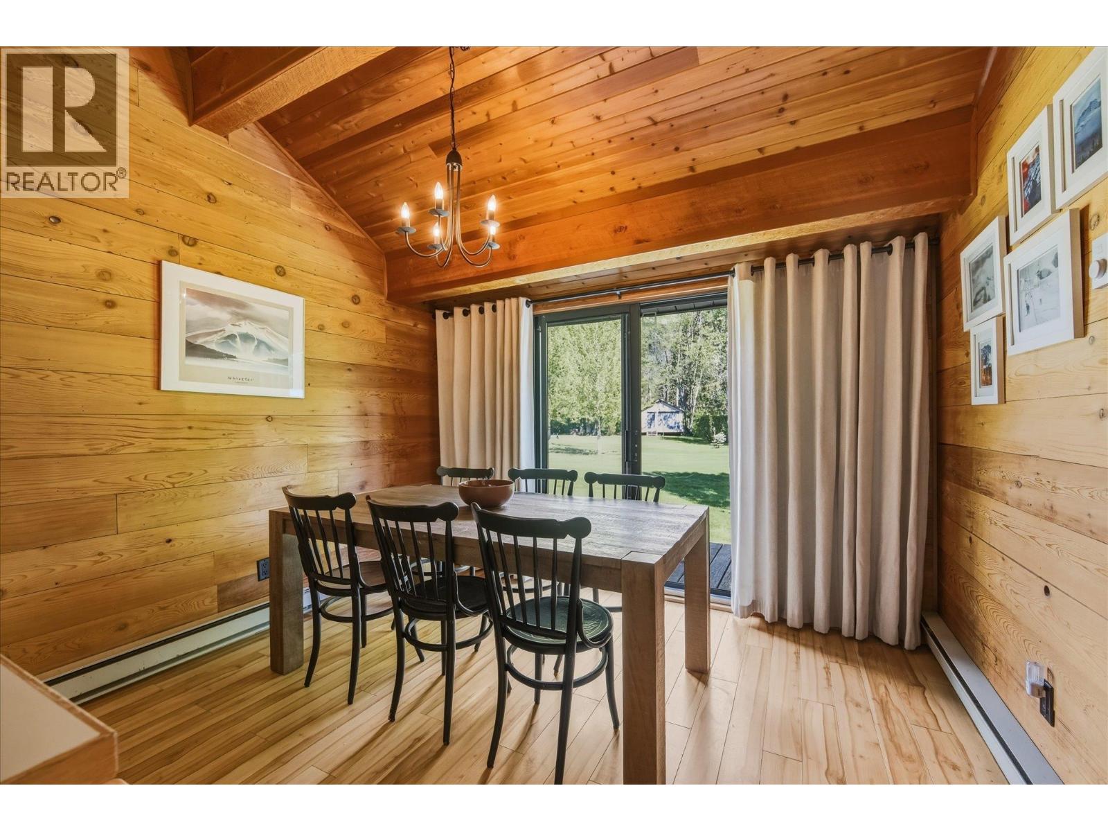 C1 6900 Crabapple Drive, Whistler, British Columbia  V8E 0C5 - Photo 10 - R3161235