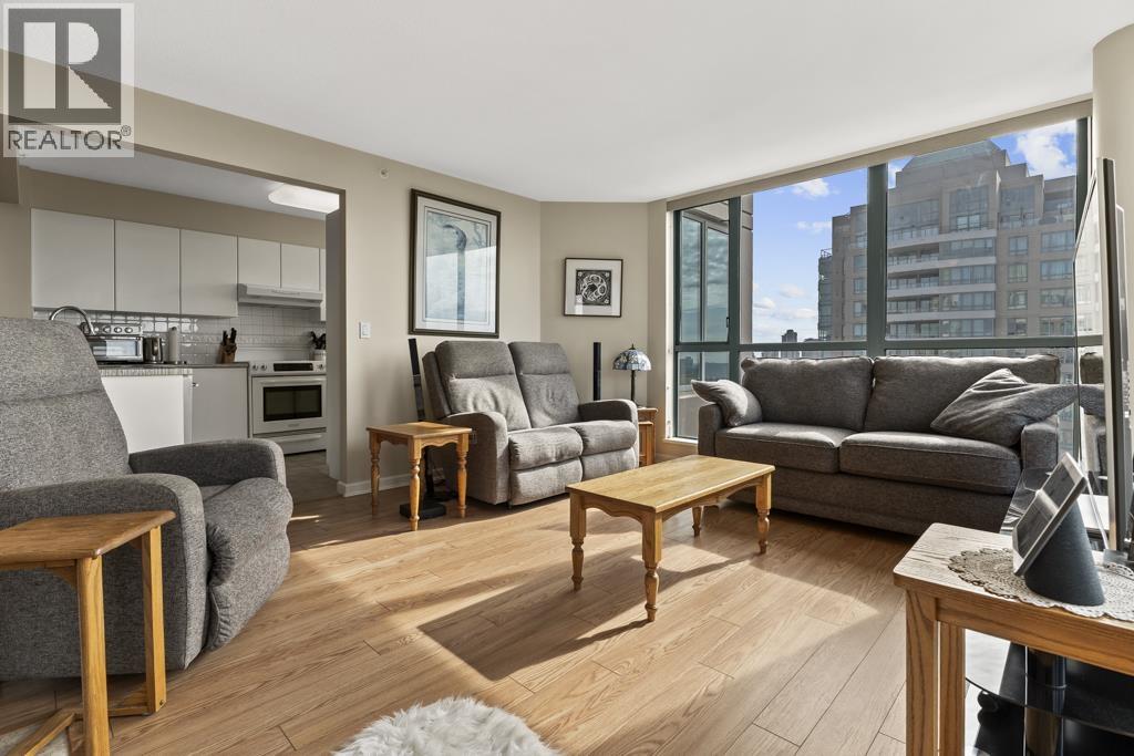 1703 6611 Southoaks Crescent, Burnaby, British Columbia  V5E 4L5 - Photo 2 - R3161236