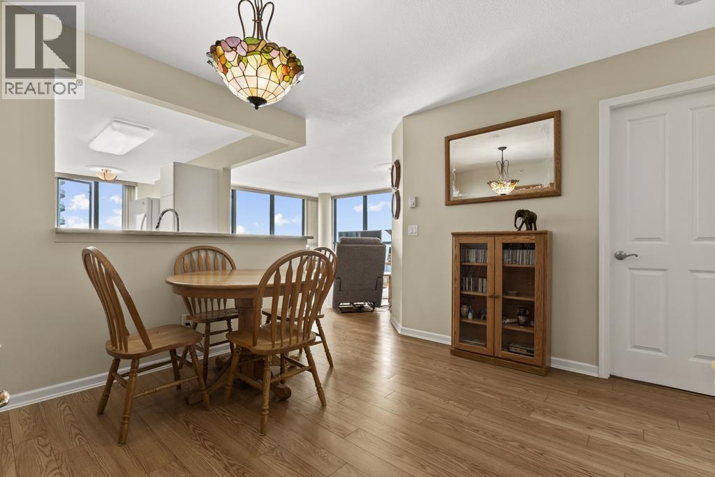 1703 6611 Southoaks Crescent, Burnaby, British Columbia  V5E 4L5 - Photo 5 - R3161236