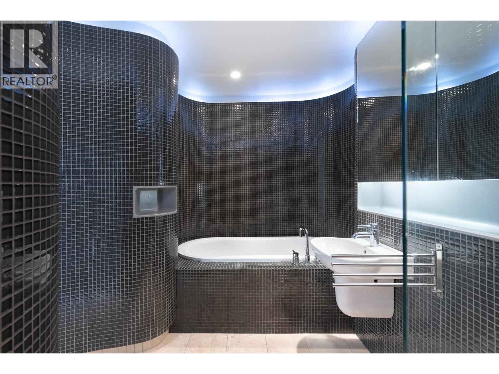 1507 838 W Hastings Street, Vancouver, British Columbia  V6C 0A6 - Photo 38 - R3161238